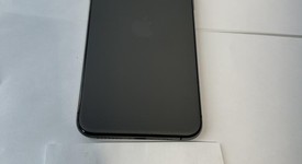 Good
													Apple iPhone 11 Pro Max - Unlocked, Gray, 64 GB, A2161, photo 5 of 9