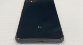 Good
													Google Pixel 4 XL - Unlocked, Black, 64 GB, 6 GB, G020J, Google Edition, photo 3 of 8
