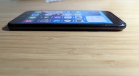 Good
													Apple iPhone SE 3rd Gen 2022 - Unlocked, Midnight, 128 GB, A2595, photo 5 of 15