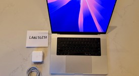 Fair
													MacBook Pro Late 2023 (M3) - 16" - Apple M3 Pro 12-core, Silver, 512 GB, 18 GB, 18-core GPU, photo 1 of 14