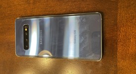 Mint
													Samsung Galaxy S10 - Unlocked, Blue, 128 GB, 8 GB, SM-G973U1, photo 3 of 10
