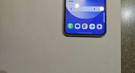 Good
													Samsung Galaxy Z Flip6 - Unlocked, Black, 256 GB, 12 GB, SM-F741U1, photo 2 of 8