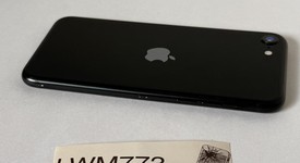Fair
													Apple iPhone SE 3rd Gen 2022 - Unlocked, Midnight, 64 GB, A2595, photo 2 of 7
