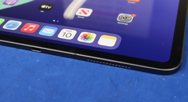 Good
													Apple iPad Pro 13" (M4) 2024 - Unlocked, Black, 1 TB, 16 GB, A2926, Standard Glass, photo 4 of 11