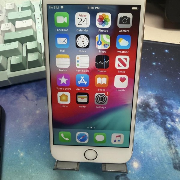 Apple iPhone 6 - Unlocked, 16 GB, Gold, A1549