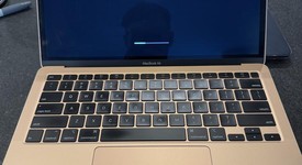 Good
													MacBook Air 2020 - 13" - I3, Gold, 256 GB, 8 GB, photo 2 of 14
