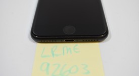 Fair
													Apple iPhone 7 - Verizon, Black, 32 GB, A1660, photo 3 of 5