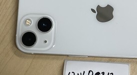 Good
													Apple iPhone 13 - Unlocked Non-US, Starlight, 128 GB, A2631, photo 4 of 5