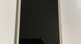 Mint
													Apple iPhone SE 1st Gen 2016 - Unlocked, Gold, 16 GB, A1662, photo 2 of 10