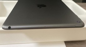 Mint
													Apple iPad Mini 5th Gen - Wi-Fi, Gray, 64 GB, photo 5 of 6