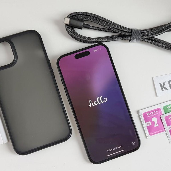 Apple iPhone 15 - Unlocked, 256 GB, Black, A2846