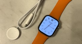 Good
													Apple Watch Series 10 42mm - Unlocked, Silver, A3001 - Cellular, Hermes, photo 3 of 9