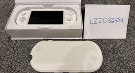 Mint
													AYN Odin 2 Mini Pro - White, 256 GB, 12 GB, photo 1 of 14