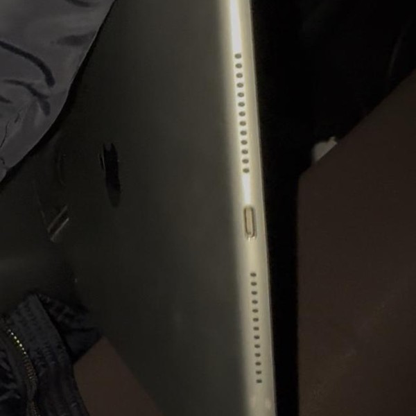 Apple iPad 9th Gen - Wi-Fi, 64 GB, Silver, A2602