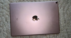 Good
													Apple iPad Pro 10.5" - Wi-Fi, Gold, 256 GB, photo 4 of 12