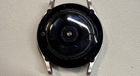 Good
													Samsung Galaxy Watch5 - Unlocked, Gold, 40mm, photo 2 of 6