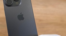 Mint
													Apple iPhone 15 Pro - Unlocked, Black, 256 GB, A2848, photo 4 of 7