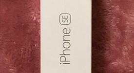 New
													Apple iPhone SE 1st Gen 2016 - Unlocked, Grey, 128 GB, A1662, photo 4 of 4