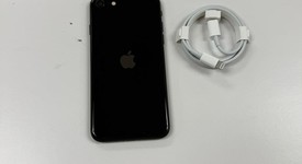 Mint
													Apple iPhone SE 3rd Gen 2022 - Unlocked, Midnight, 64 GB, A2595, photo 1 of 8