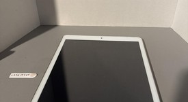 Good
													Apple iPad 8th Gen - Wi-Fi, Gold, 128 GB, A2270, photo 2 of 5