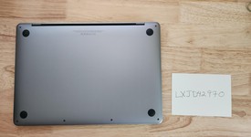 Good
													MacBook Pro 2017 (No Touch Bar) - 13" - I5, Gray, 256 GB, 8 GB, photo 5 of 6