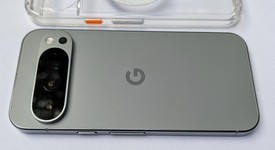 Mint
													Google Pixel 9 Pro - Unlocked, Hazel, 256 GB, 16 GB, GR83Y, photo 3 of 12