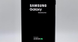 Mint
													Samsung Galaxy S22 Ultra - Unlocked, Black, 1 TB, 12 GB, SM-S908U1, photo 3 of 5