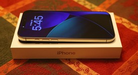 Good
													Apple iPhone 16 Pro Max - Mint Mobile, Natural, 256 GB, A3084, photo 4 of 11