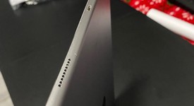 Good
													Apple iPad Pro 12.9" 2nd Gen 2017 - Unlocked, Silver, 256 GB, photo 3 of 10