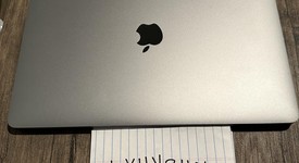 Mint
													MacBook Pro 2020 - 13" - I5, Gray, 256 GB, 8 GB, photo 1 of 6