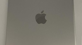 Mint
													Apple iPad 6th Gen - Unlocked, Silver, 32 GB, A1954, photo 4 of 5