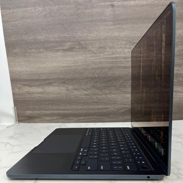 MacBook Air 2025 (M4) - 13 inch - Apple M4, Midnight, 256 GB, 16 GB