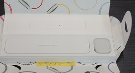 Mint
													Apple Watch Series 8 45mm - Unlocked, Silver, A2774 - Cellular, Aluminum, photo 5 of 6