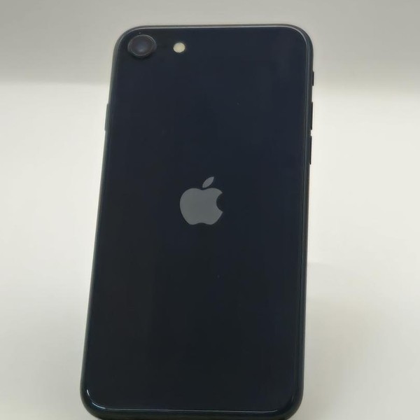 Apple iPhone SE 3rd Gen 2022 - Unlocked, 64 GB, Midnight, A2595