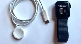 Good
													Apple Watch SE 2nd Gen 40mm - Midnight, A2722 - GPS, Aluminum, photo 2 of 9