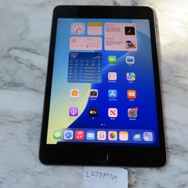 Apple iPad Mini 5th Gen - Wi-Fi, 64 GB, Gray