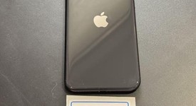 Good
													Apple iPhone SE 2nd Gen 2020 - Unlocked, Black, 64 GB, A2275, photo 2 of 7