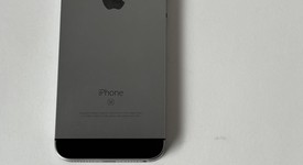 Good
													Apple iPhone SE 1st Gen 2016 - Unlocked, Grey, 32 GB, A1662, photo 4 of 8