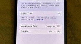 Mint
													Apple iPhone 15 - Unlocked, Black, 256 GB, A2846, photo 4 of 11