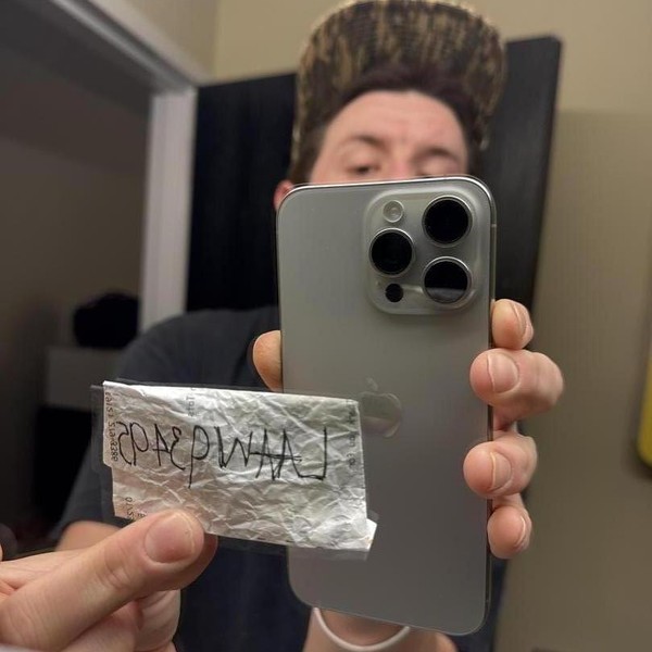 Apple iPhone 15 Pro Max - Unlocked, 256 GB, Natural, A2849