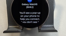 Good
													Samsung Galaxy Watch5 - Unlocked, Gold, 40mm, photo 1 of 6