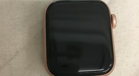 Mint
													Apple Watch Series 6 40mm - Unlocked, Gold, A2293 - Cellular, Aluminum, photo 3 of 6