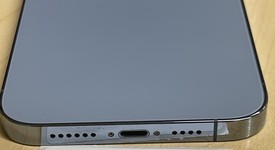 Good
													Apple iPhone 13 Pro Max - Unlocked, Sierra Blue, 128 GB, A2484, photo 3 of 6