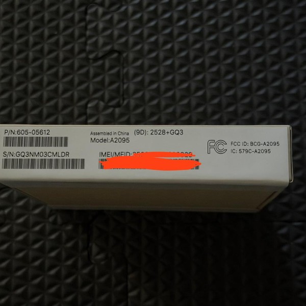 Apple Watch Series 5 44mm - Unlocked, White, A2095 Cellular, Ceramic