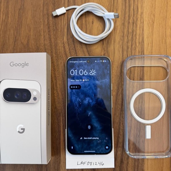Google Pixel 10 Pro - Unlocked, 128 GB, Porcelain, GA09887