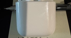 Used
													Apple AirPods 2nd Gen - Lightning Case, photo 4 of 4