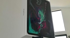 New
													Apple iPad Pro 11" 2018 - Unlocked, Gray, 256 GB, A2013, photo 1 of 4