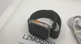 Good
													Apple Watch Ultra 49mm - Unlocked, Titanium, A2622, photo 3 of 5