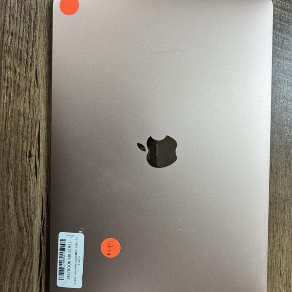 MacBook Air 2018 - 13 inch - 128 GB, Gold, 8 GB, Intel Core i5
