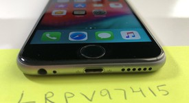 Mint
													Apple iPhone 6S - Unlocked, Grey, 32 GB, A1688, photo 3 of 12